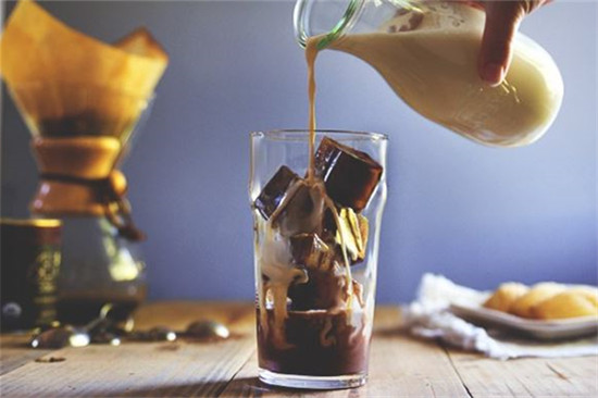 soda là gì, 10 công thức pha chế soda mát lạnh cho mùa hè